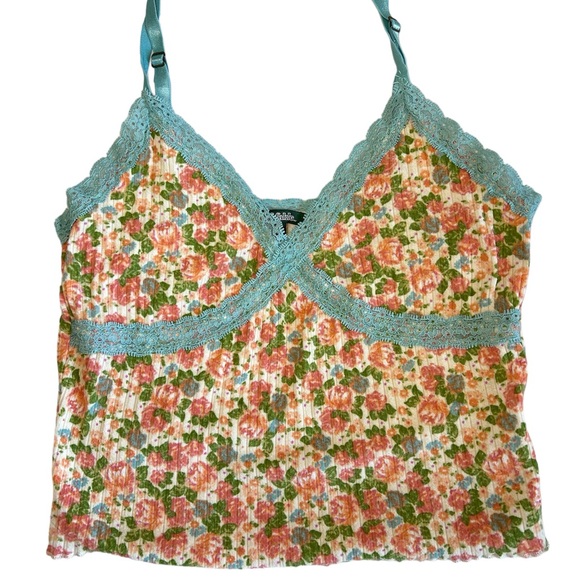 Size Small Tops - Picture 2 of 8